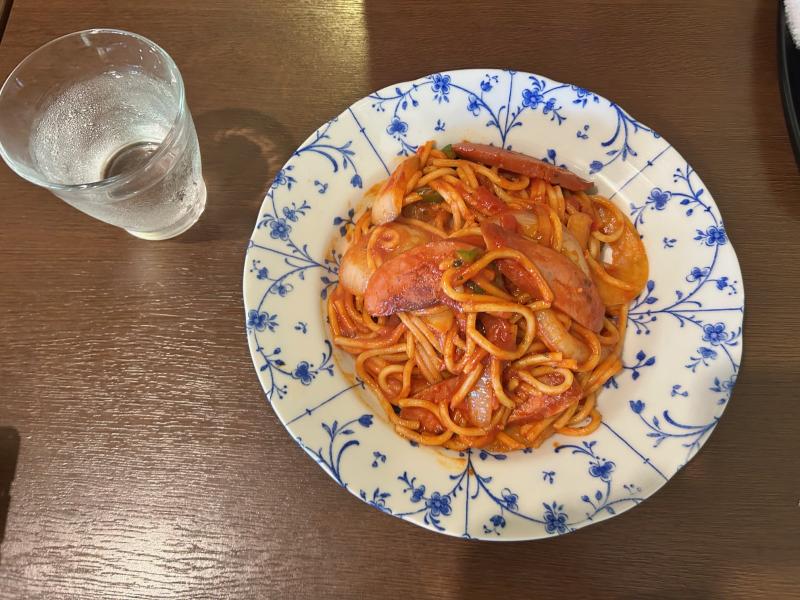 お昼は珍しい所へ！！