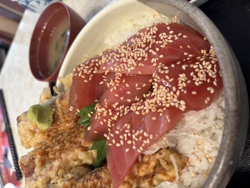 マグロとマグロカツ丼
